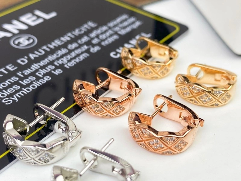 Fashionable Chanel Earrings 221249