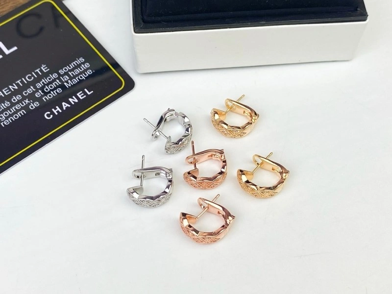 Fashionable Chanel Earrings 221249
