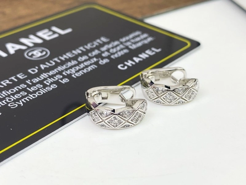 Fashionable Chanel Earrings 221249