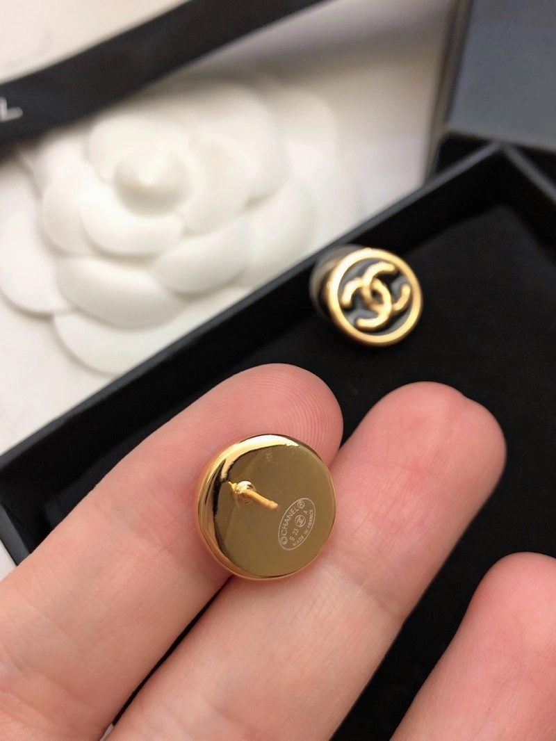 Chanel Earrings Vibrant 221237