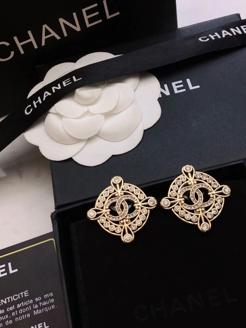 Chanel Earrings Elegant 221229