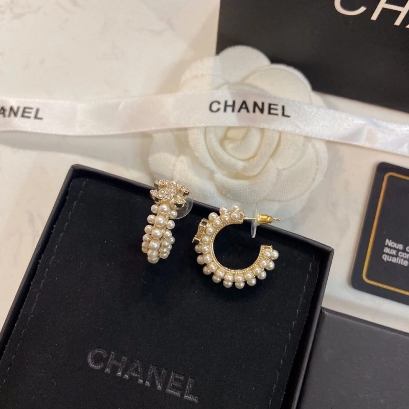 Chanel Earrings Colorful 221230