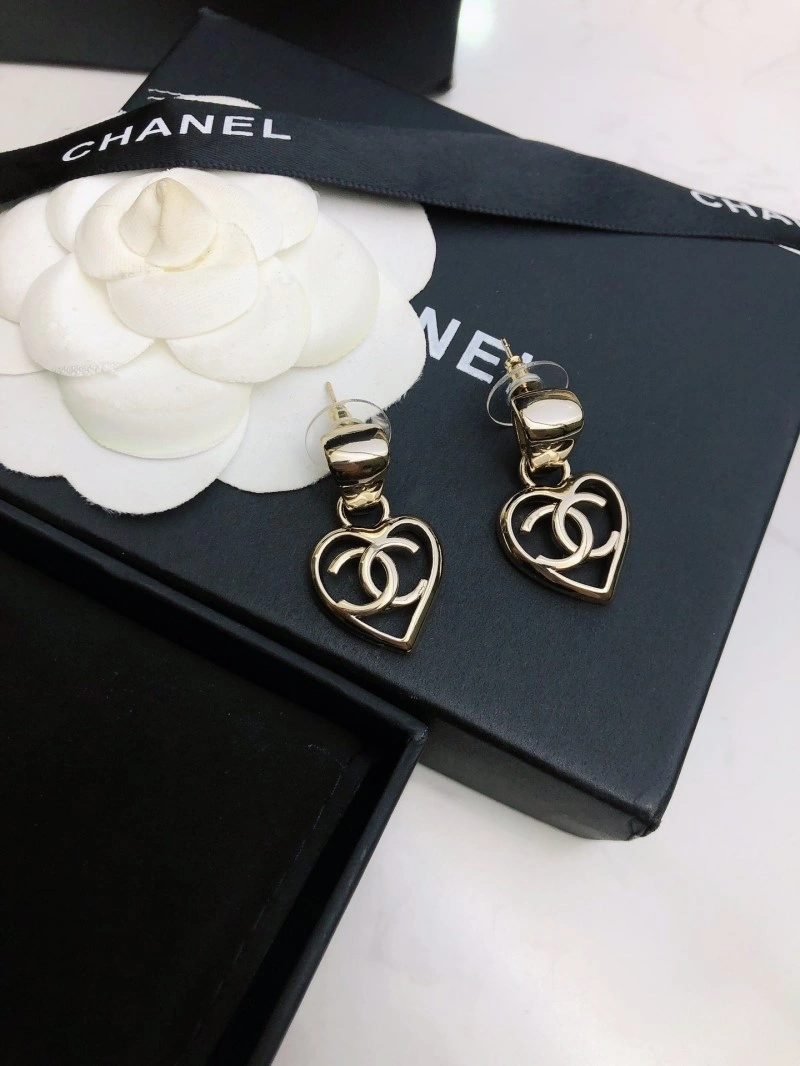 Chanel Earrings Fashionable 221223
