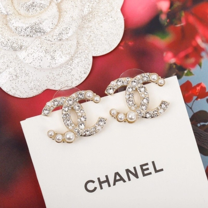 TechFriendly Chanel Earrings 221220