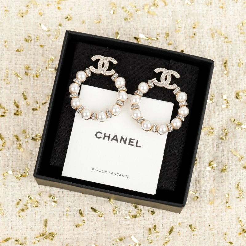 Compact Chanel Earrings 221214