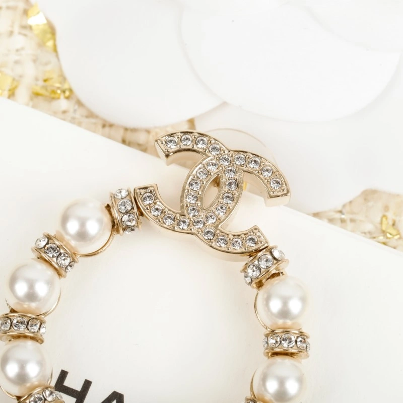 Compact Chanel Earrings 221214