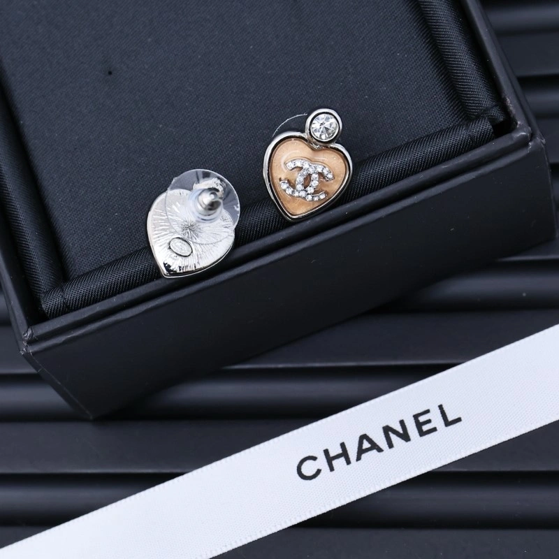 Chanel Earrings EyeCatching 221217
