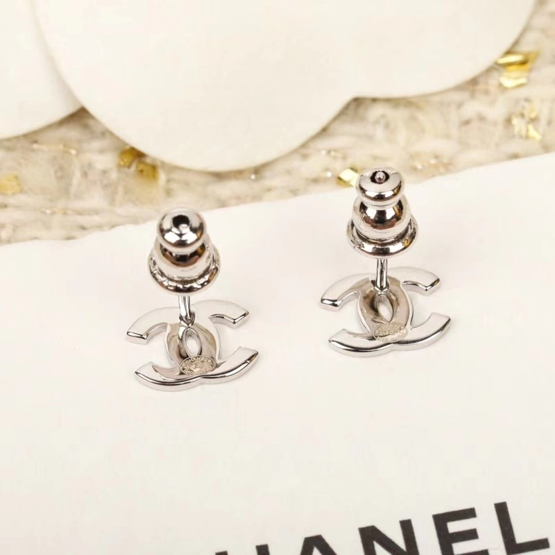 Chanel Earrings Packable 221219