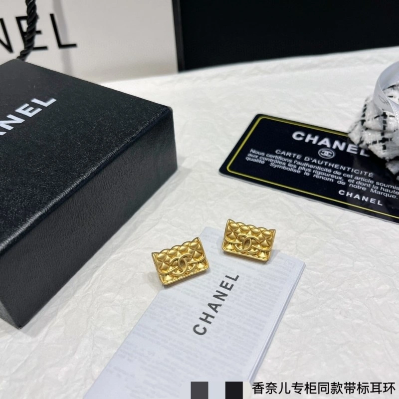 HighPerformance Chanel Earrings 221212
