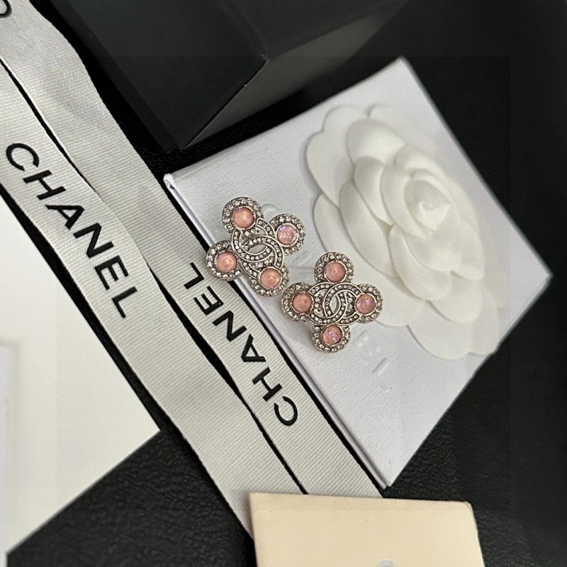 Chanel Earrings Snug 221204