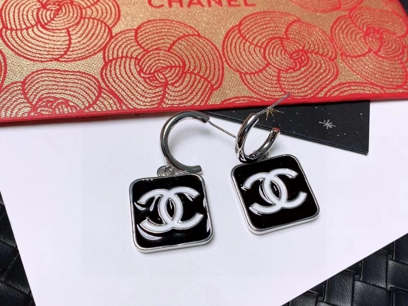Chanel Earrings ComfortFit 221198