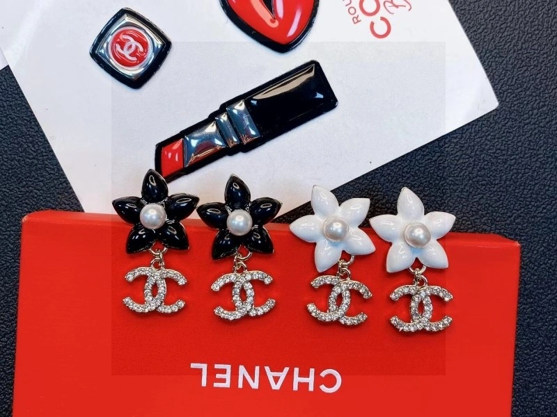 TimelessDesign Chanel Earrings 221184