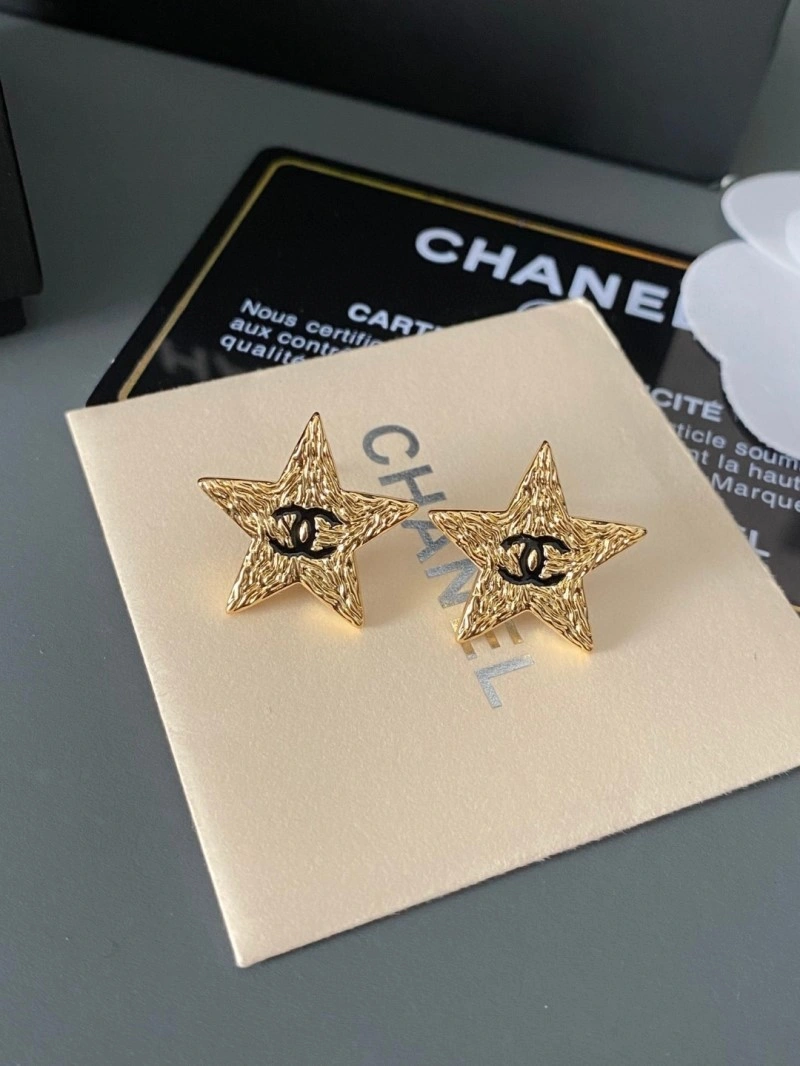Chanel Earrings Effortless 221182