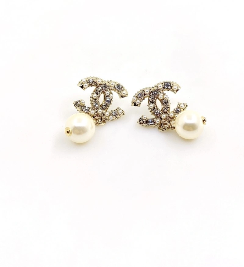 Chanel Earrings Neat 221177