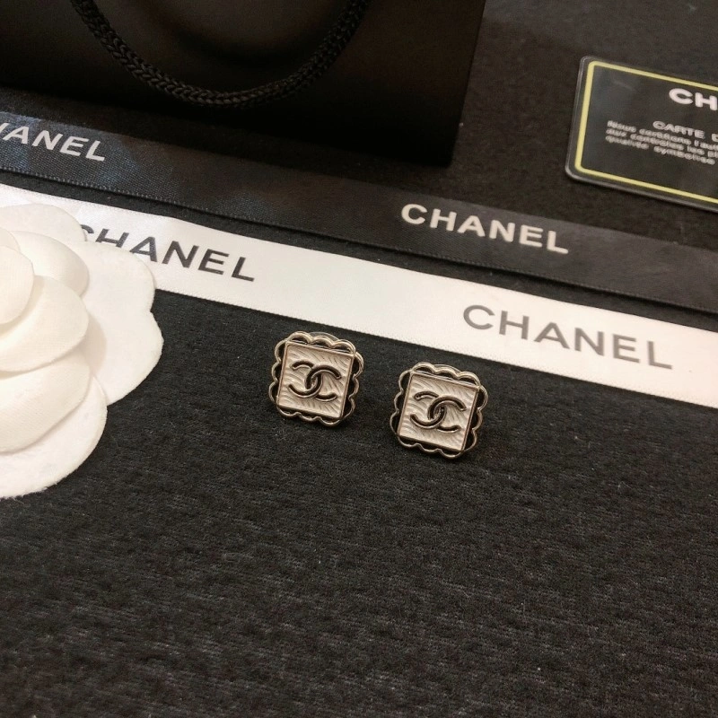 MoistureWicking Chanel Earrings 221161