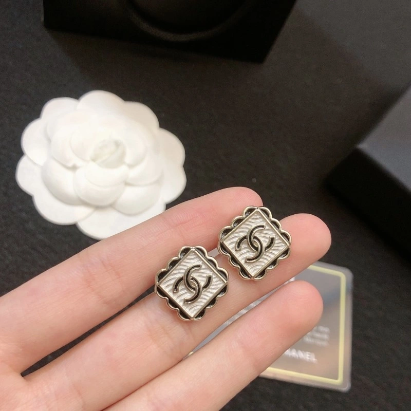 MoistureWicking Chanel Earrings 221161