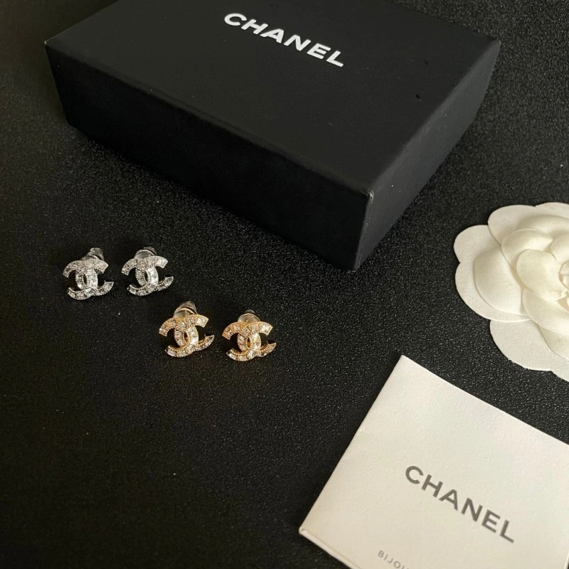 Chanel Earrings MoistureWicking 221163