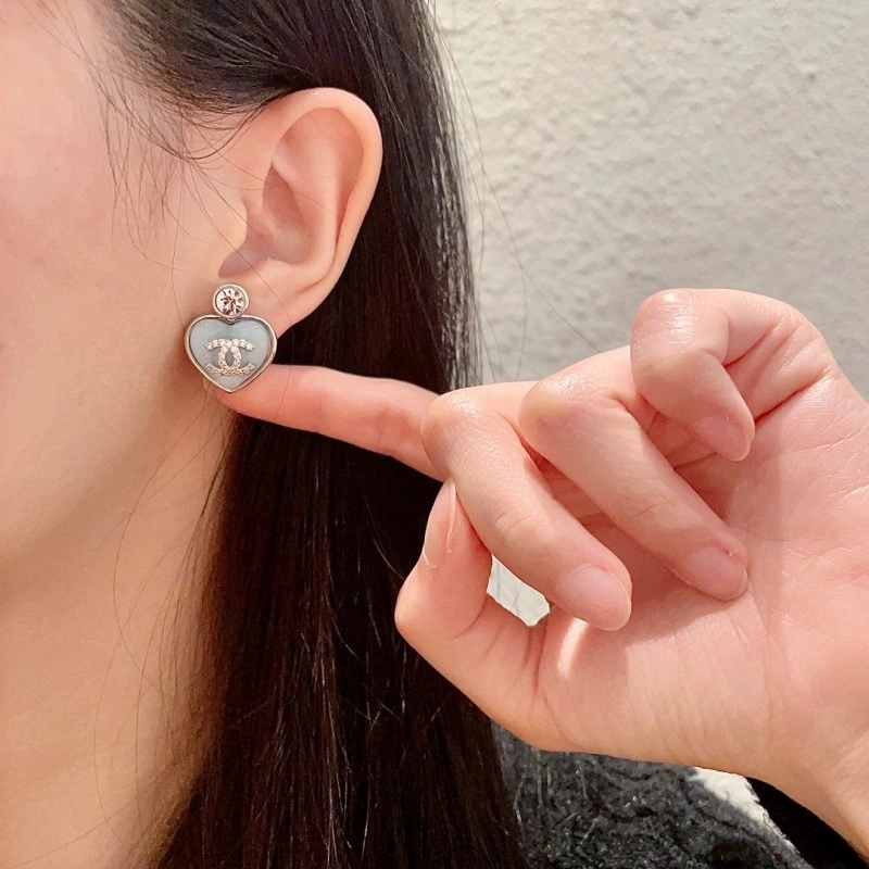 Refined Chanel Earrings 221144