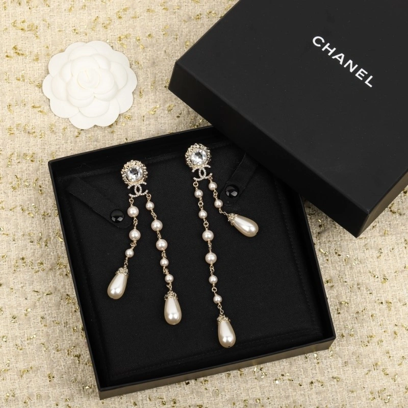 Sustainable Chanel Earrings 221135