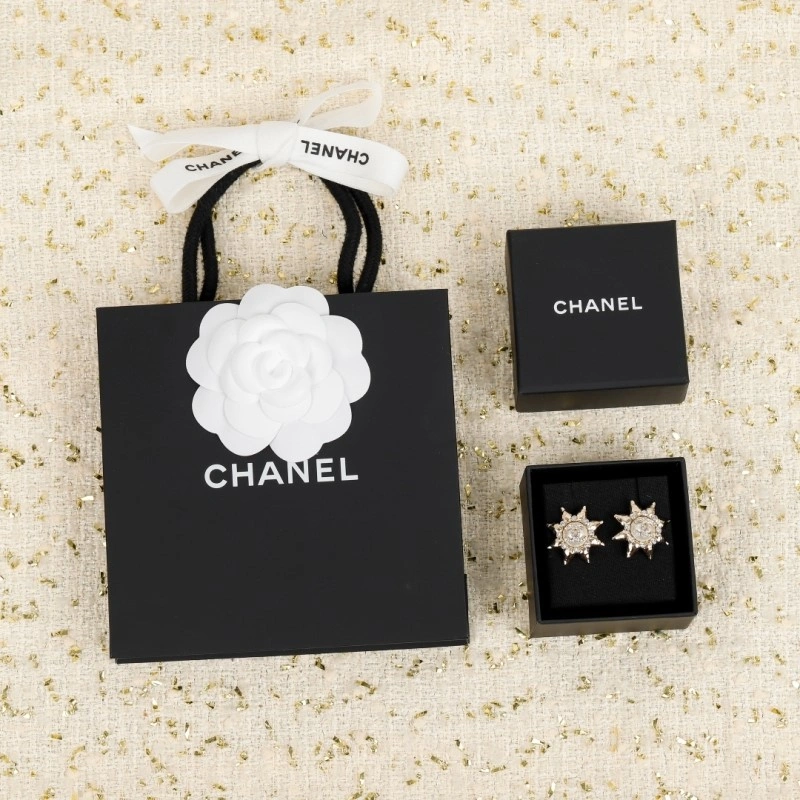 Chanel Earrings GoAnywhere 221137