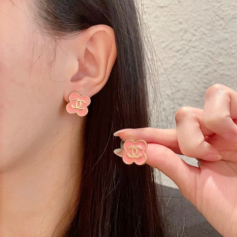 Supportive Chanel Earrings 221112