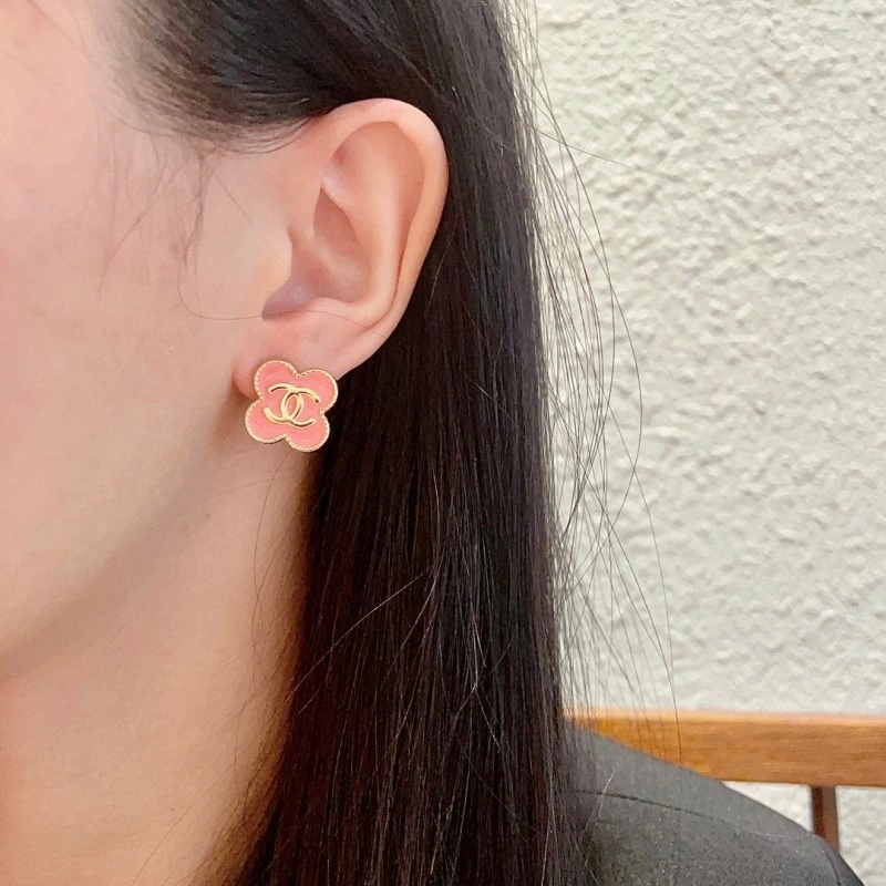 Supportive Chanel Earrings 221112