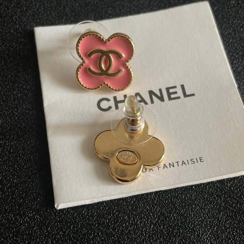 Supportive Chanel Earrings 221112
