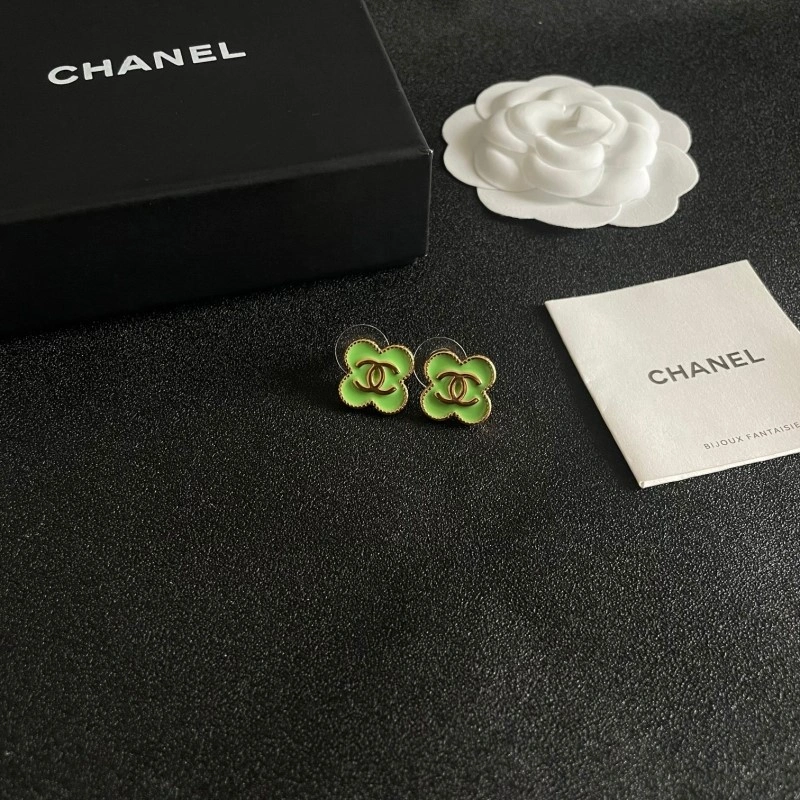 Durable Chanel Earrings 221110