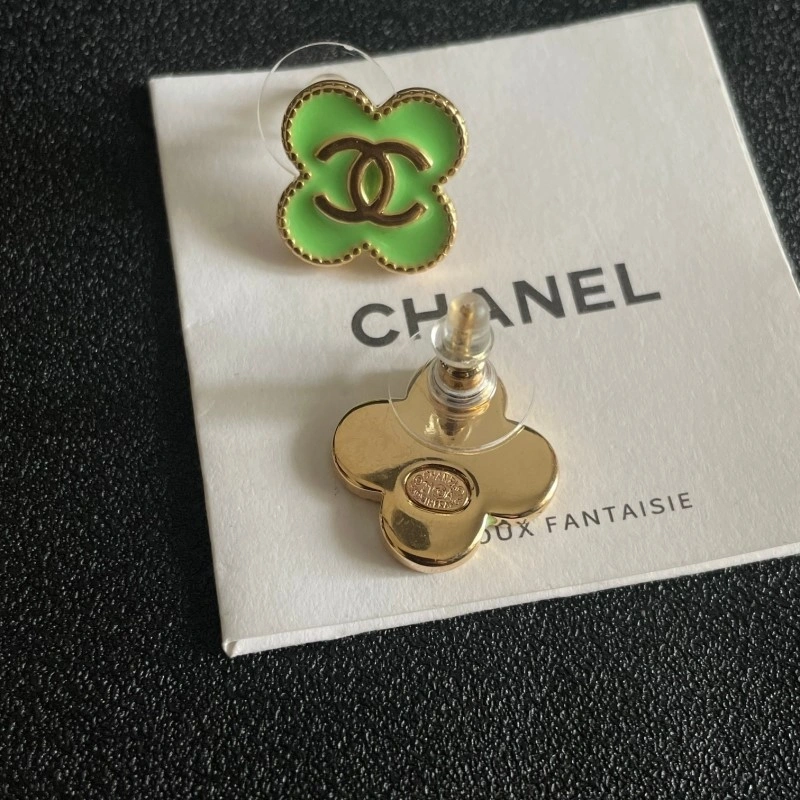 Durable Chanel Earrings 221110