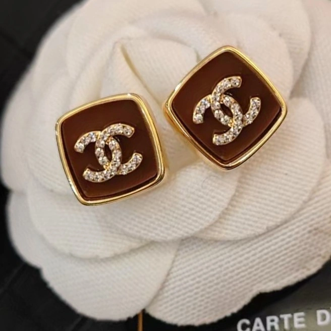 Chanel Earrings FashionForward 221109