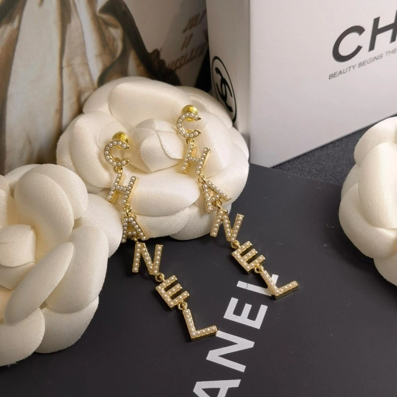 Minimalist Chanel Earrings 221107
