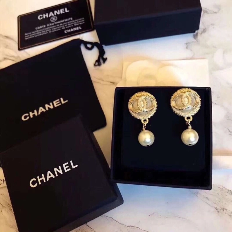 Chanel Earrings OnTrend 221105