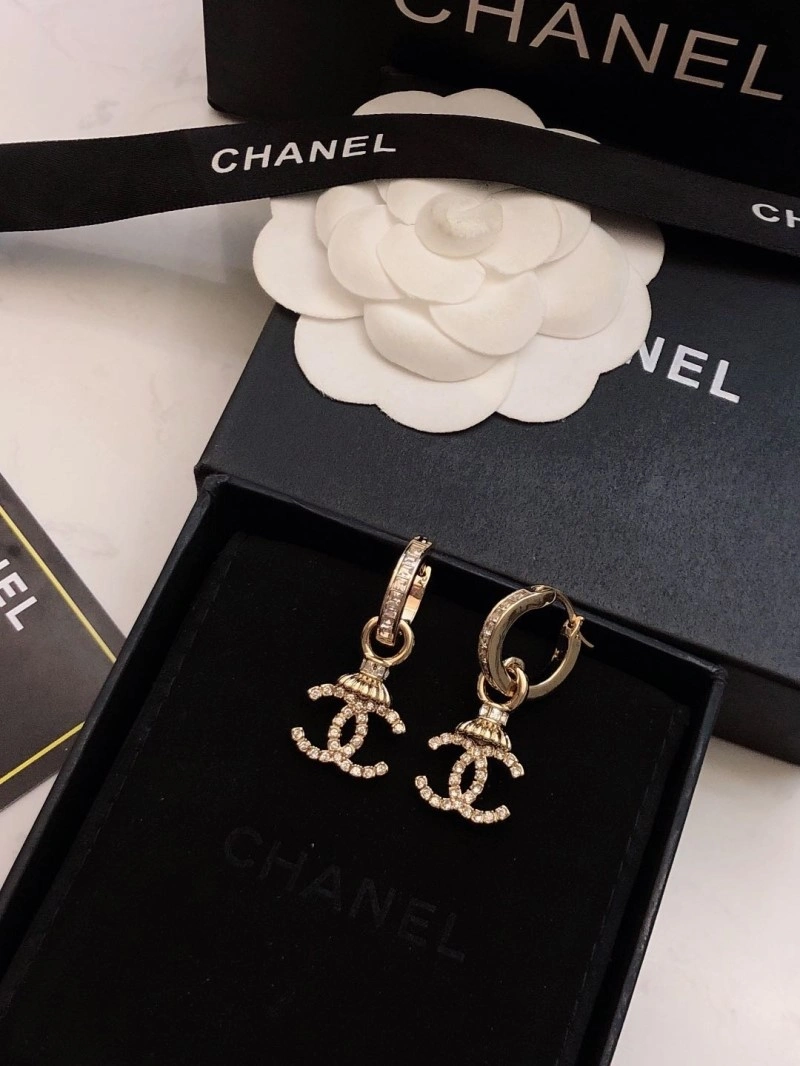 HighPerformance Chanel Earrings 221106