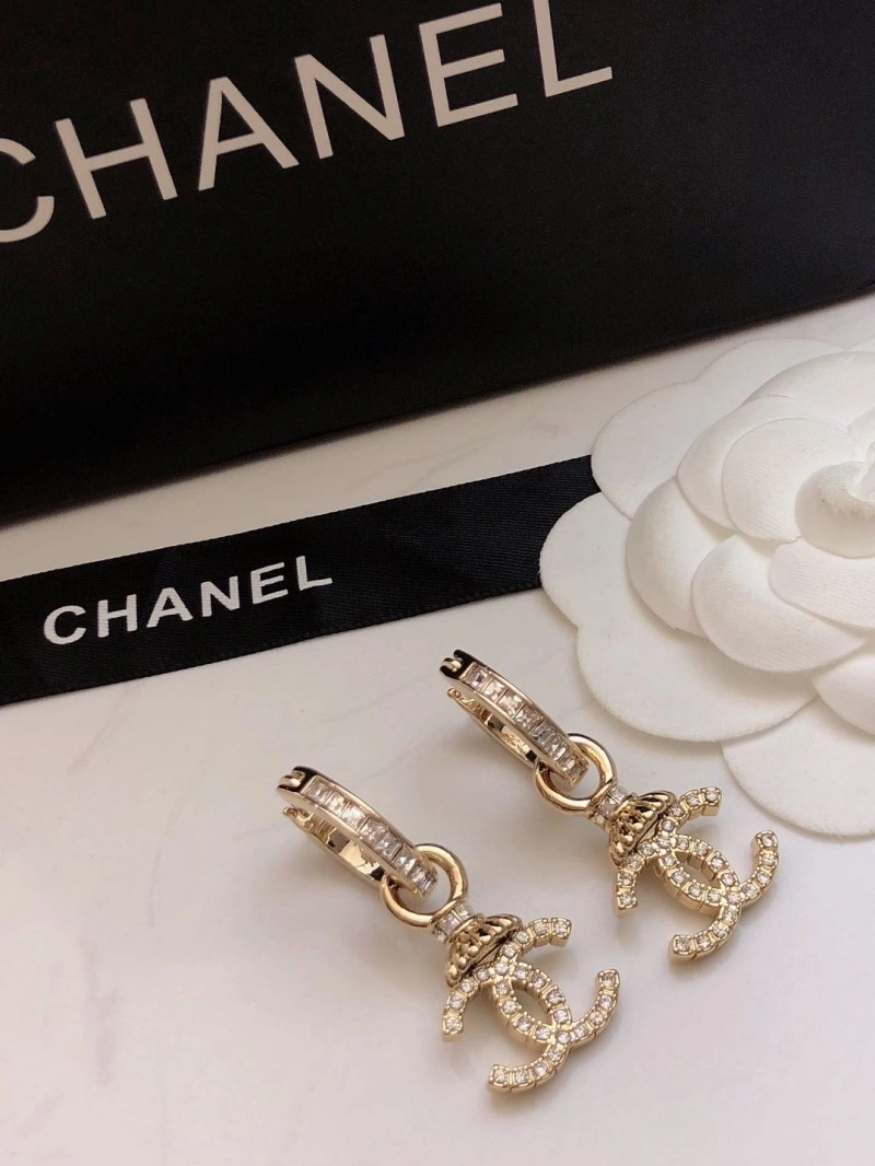 HighPerformance Chanel Earrings 221106