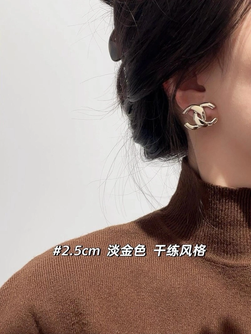 Chanel Earrings Snug 221081