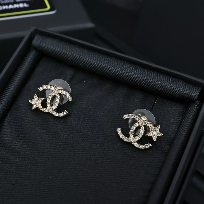 Sleek Chanel Earrings 221077