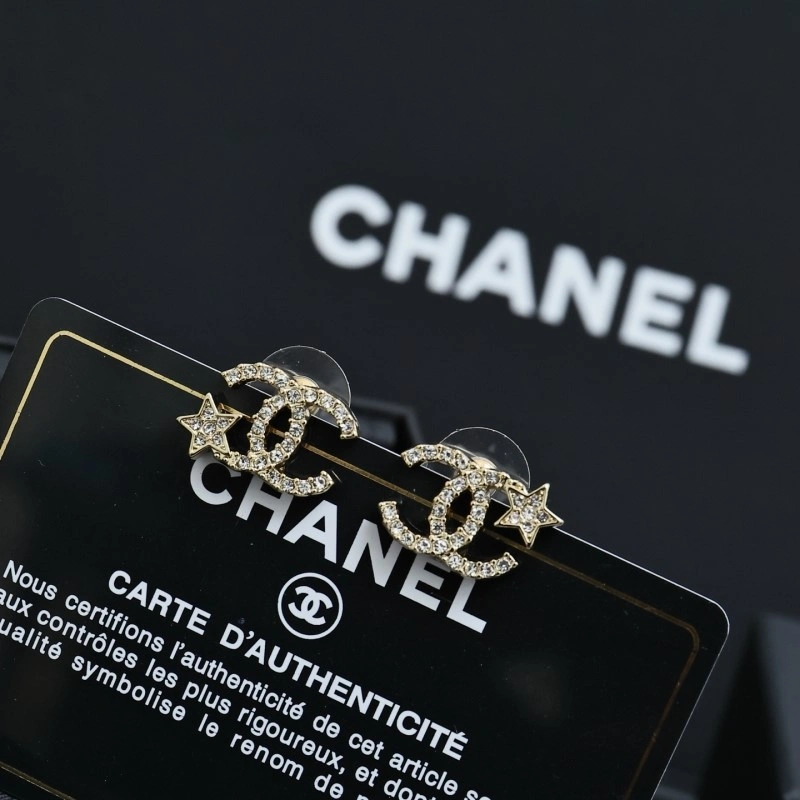 Sleek Chanel Earrings 221077