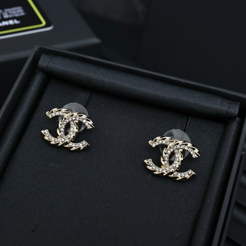 Breathable Chanel Earrings 221082