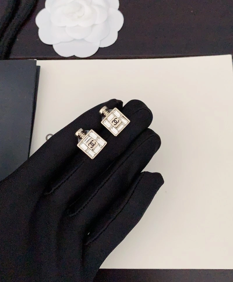 Chanel Earrings Tailored 221099