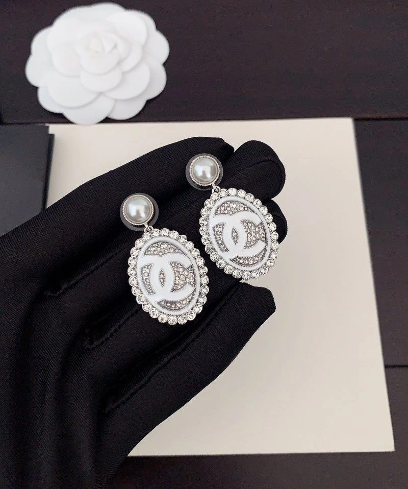 FashionForward Chanel Earrings 221104