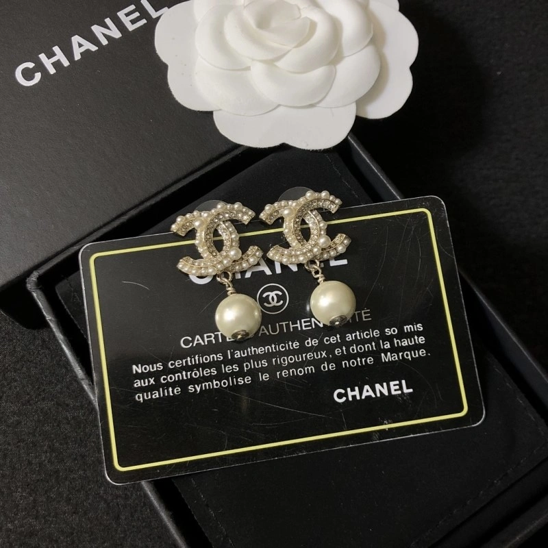 Timeless Chanel Earrings 221070