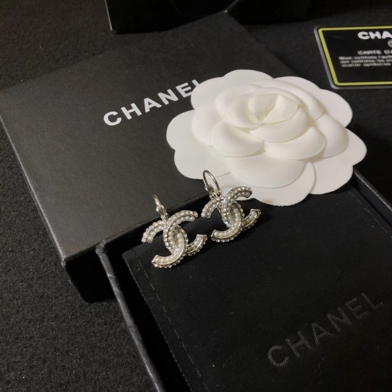HighPerformance Chanel Earrings 221074