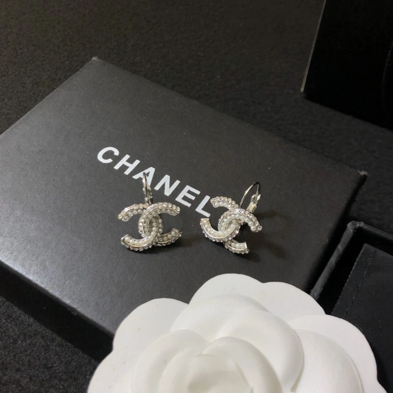 HighPerformance Chanel Earrings 221074