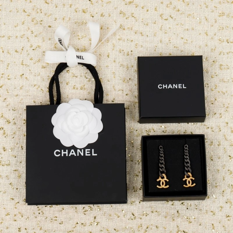 Sporty Chanel Earrings 221092