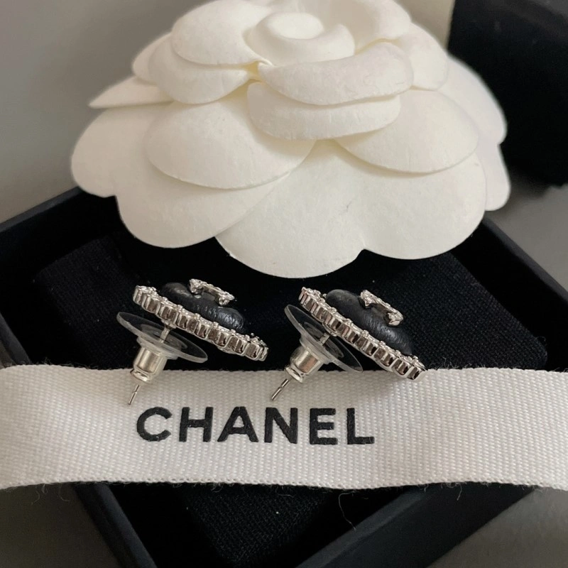 Durable Chanel Earrings 221060