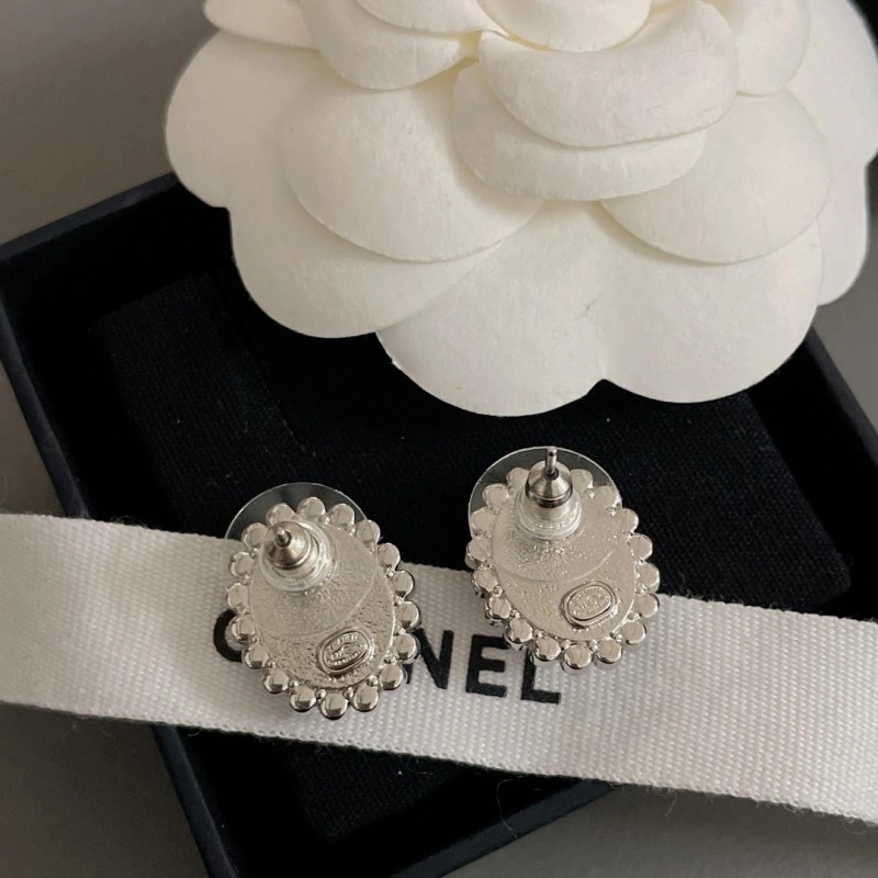 Durable Chanel Earrings 221060