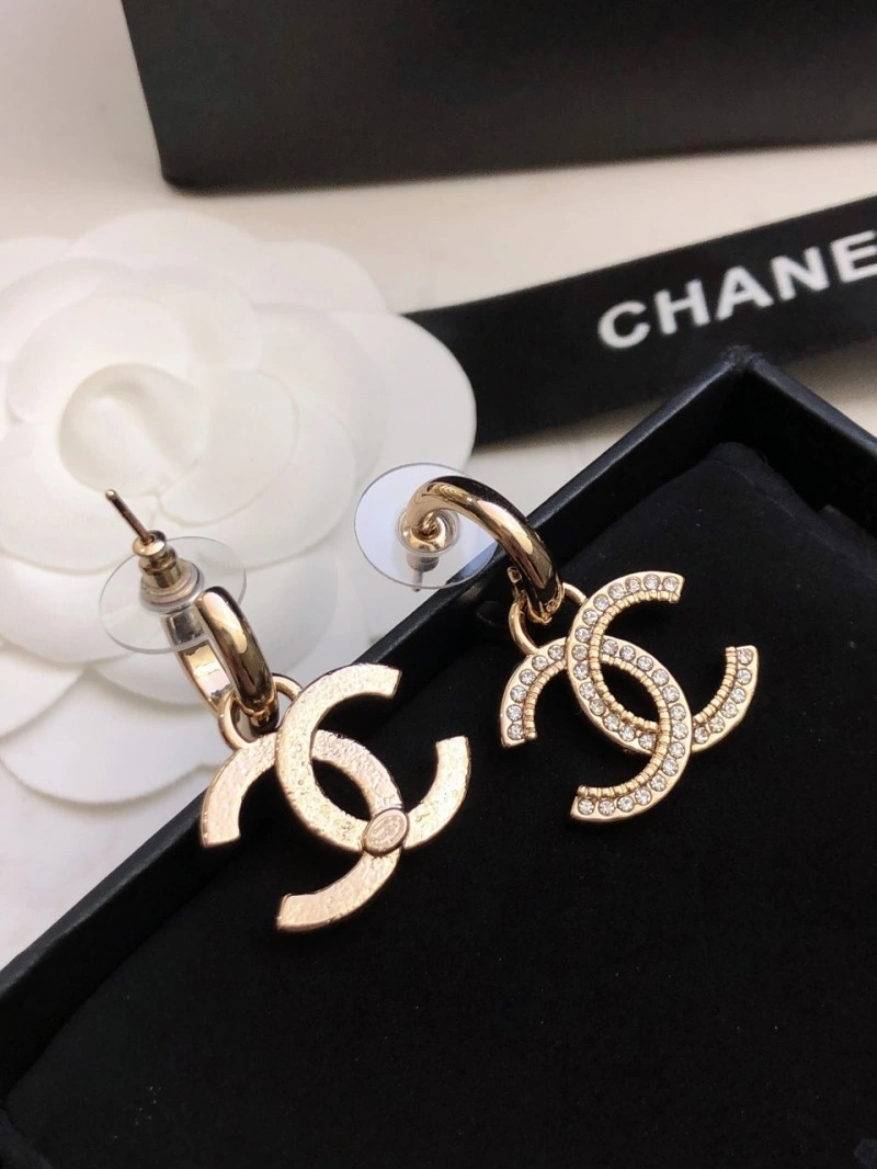 Chanel Earrings SmoothTexture 221053