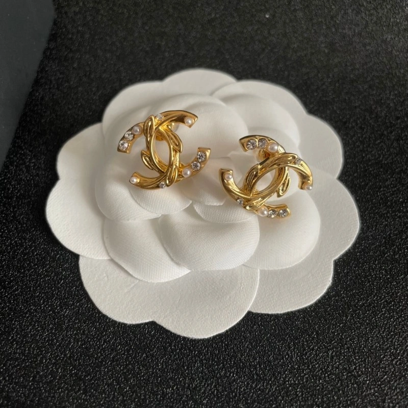 Versatile Chanel Earrings 221044