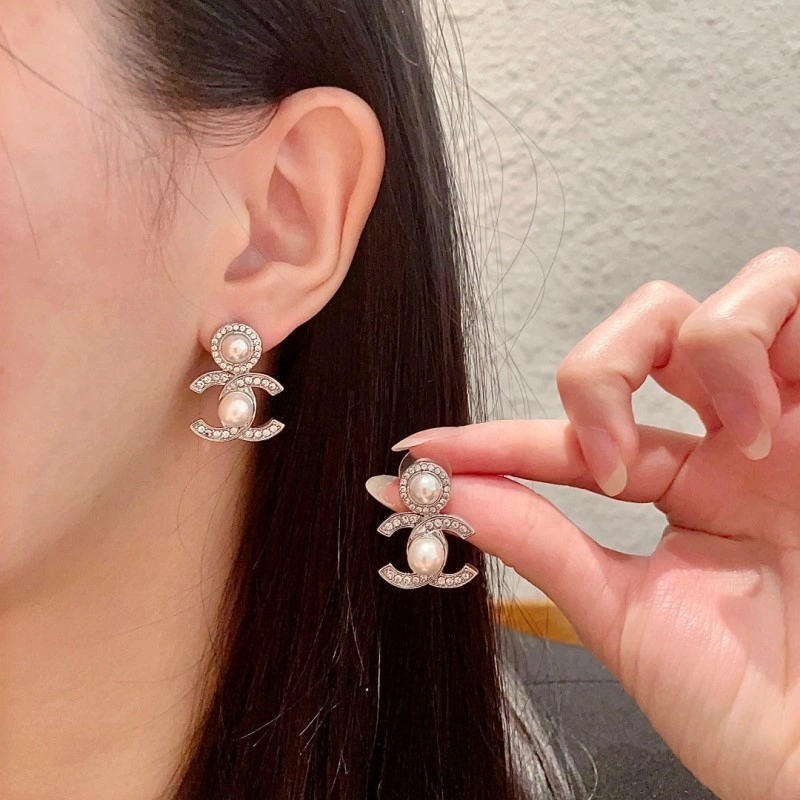 Sustainable Chanel Earrings 221026