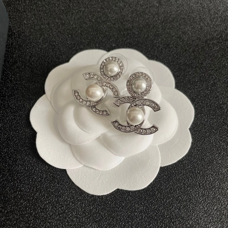 Sustainable Chanel Earrings 221026